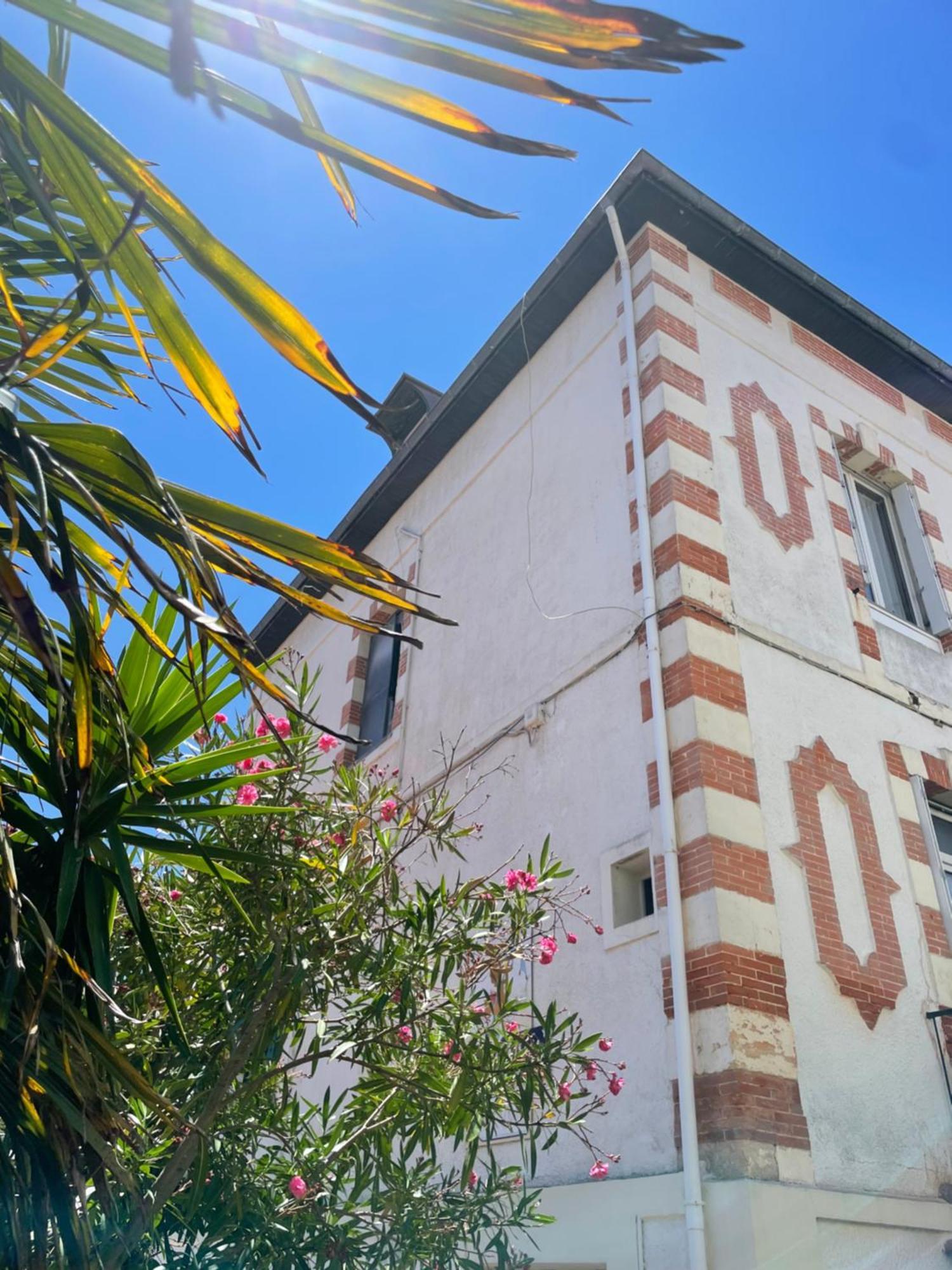 Pied A Terre Avec Terrasse - Situation Ideale Apartment Arcachon Exterior photo